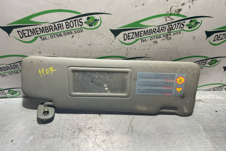 Parasolar dreapta Dacia Logan [2004 - 2008] Sedan 1.4 MT (75 hp)