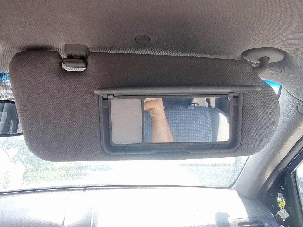 Parasolar dreapta KIA Sorento 1 [Fabr 20