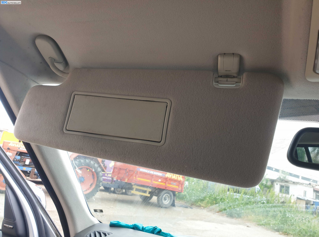 Parasolar Parbriz Stanga Sofer Land Rover Discovery 3 L319 2004 - 2009 [K5390]