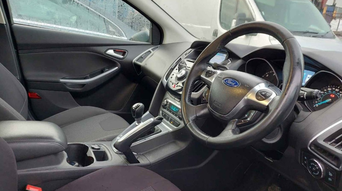 Parasolare Ford Focus 3 2012 HATCHBACK 1.6 CRTC
