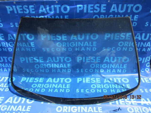Parbriz Dodge Intrepid