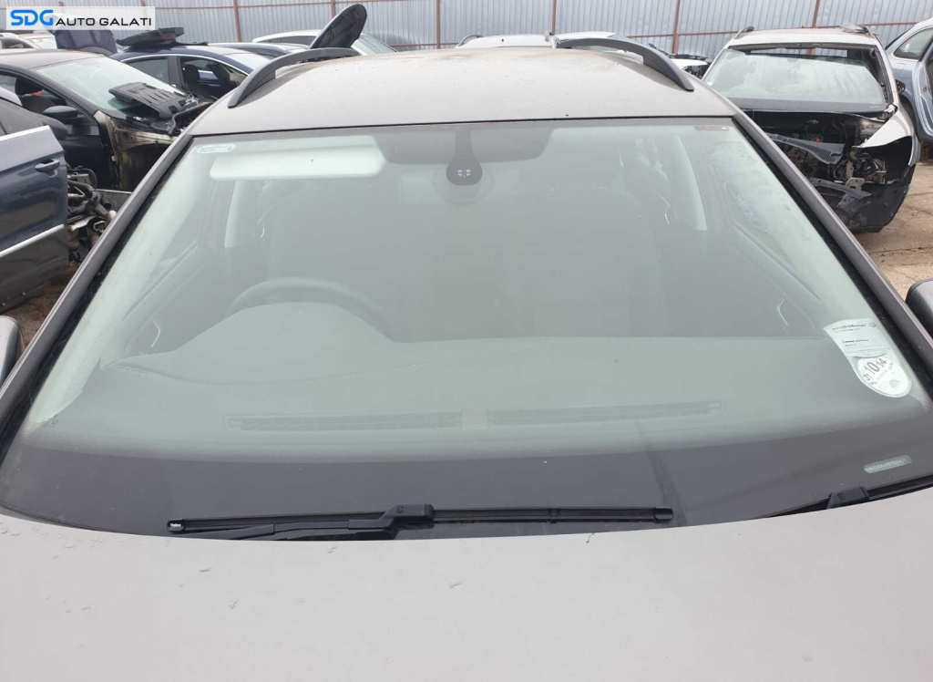 Parbriz Geam Sticla cu Senzor Ploaie Lumini Fara Incalzire Degivrare Volkswagen Golf 7 Break Variant Combi 2013 - 2017 [C5025]
