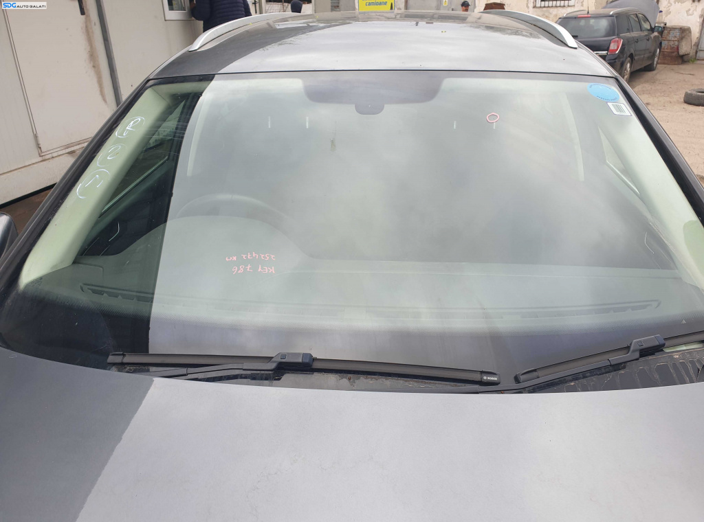 Parbriz Geam Sticla cu Senzor Volkswagen Passat B8 2015 - 2020 [K4710]