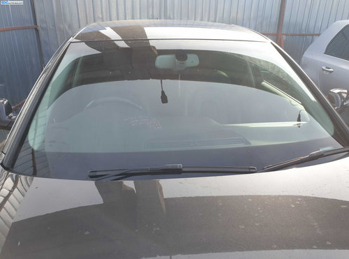Parbriz Geam Sticla Model cu Senzor Ploaie Lumina cu Imperfectiune Audi A4 B8 2008 - 2015 [K1438]