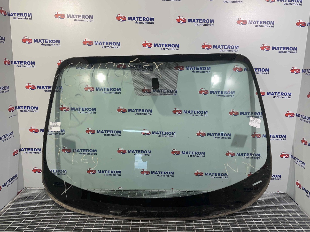 PARBRIZ NISSAN JUKE JUKE - - (2010 2014)