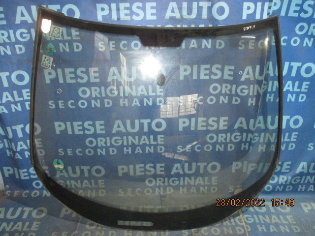 Parbriz Peugeot 807 2002 (3 ciobituri)
