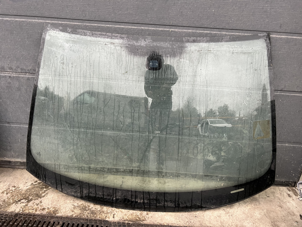 Parbriz Volkswagen Golf 5 Hatchback - Motorina 2008, -