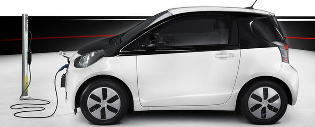 Paris Motor Show 2012: Toyota prezinta varianta electrica a modelului iQ
