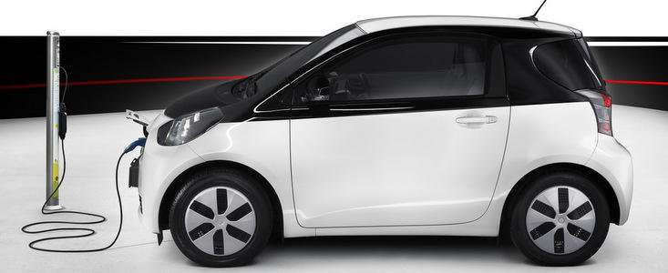 Paris Motor Show 2012: Toyota prezinta varianta electrica a modelului iQ Paris Motor Show 2012: Toyota prezinta varianta electrica a modelului iQ
