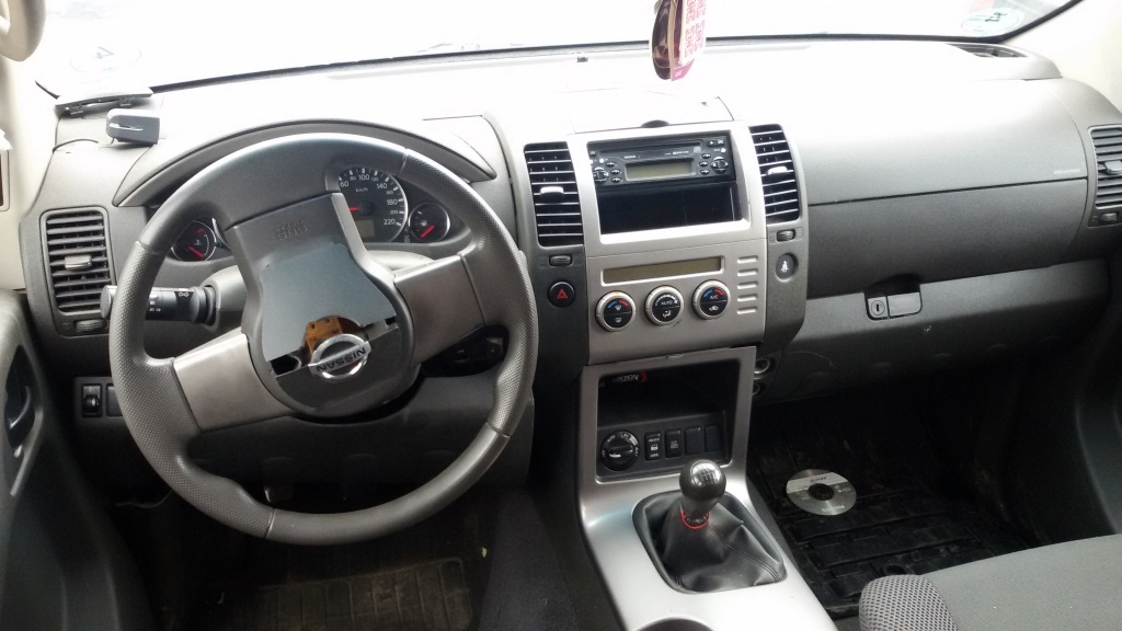 PATFHINDER NAVARA D40 PIESE MOTOR SI CAROSERIE 2005 2.5 DIESEL