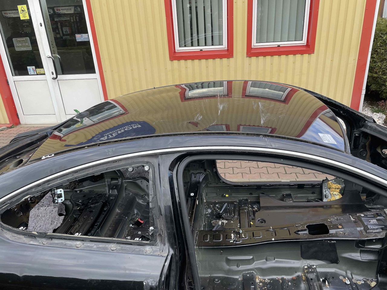 PAVILION MERCEDES C-CLASS C-CLASS - - (2011 2014)