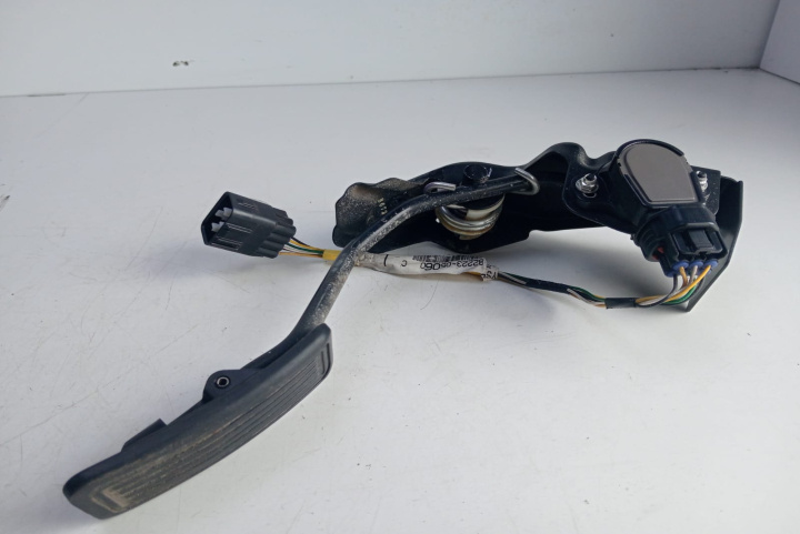 Pedală accelerație 82223-05060 Toyota 