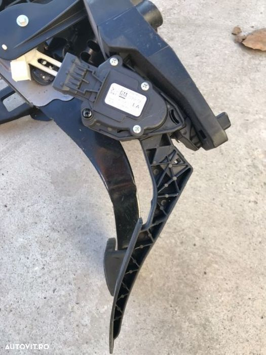 Pedala accelerație Opel Astra J 1.4 turbo benzina.