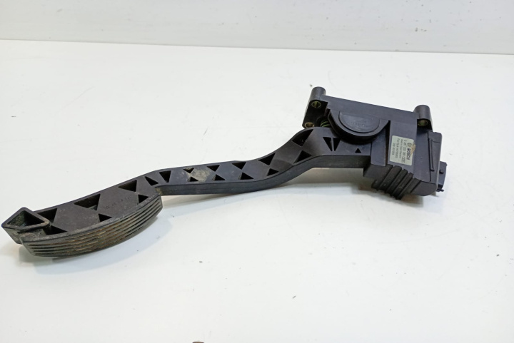 Pedala Acceleratie 0281002380 Alfa Romeo 147
