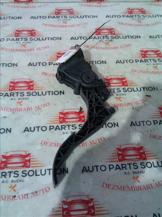 Pedala acceleratie 1.2b SKODA FABIA 2 an fabr. 2010