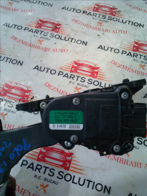 Pedala acceleratie 1.2B VOLKSWAGEN POLO an fabr. 2005