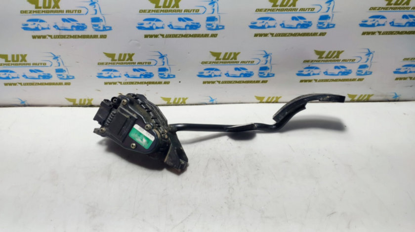 Pedala acceleratie 1.8 b apt 8d2721523b Volkswagen VW Passat B5 [1996 - 2000]