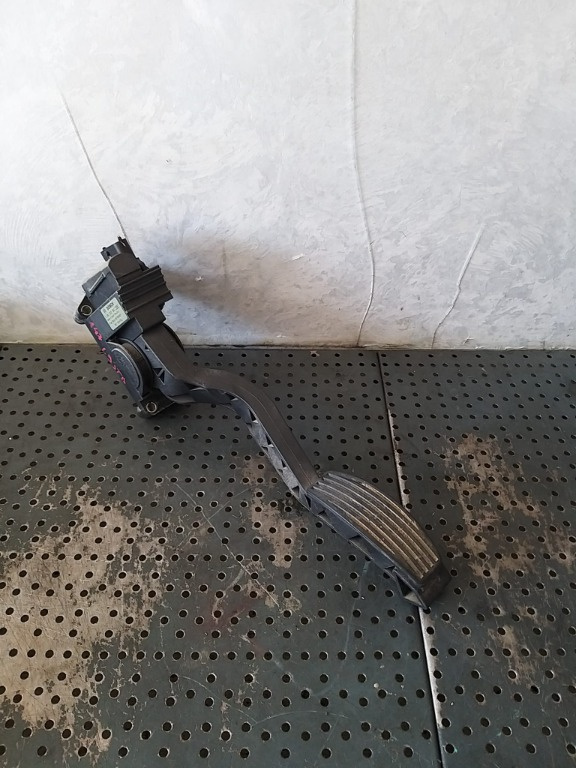 Pedala acceleratie 1.9 jtd alfa romeo 147 937 0281002380 46755863