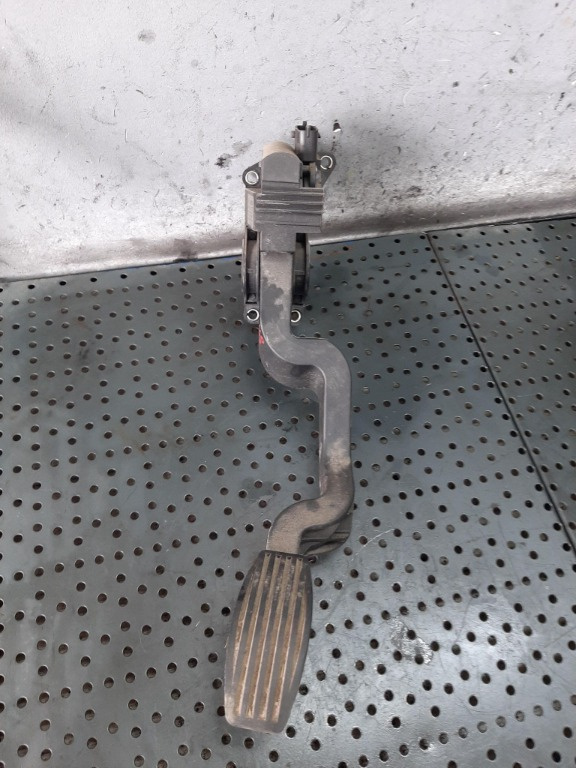 Pedala acceleratie 1.9 jtd fiat stilo 192 0280752227