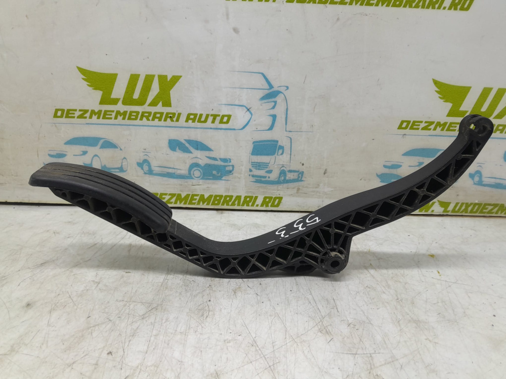 Pedala acceleratie 11218213 Dacia Logan [2004 - 2008] MCV 1.4 mpi k7j710