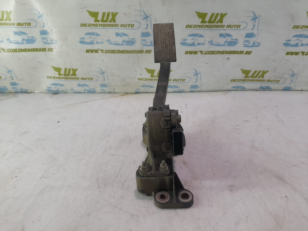 Pedala acceleratie 18002 EA000 Nissan Pathfinder R51 [2004 - 2010] 2.5 dci YD25DDti