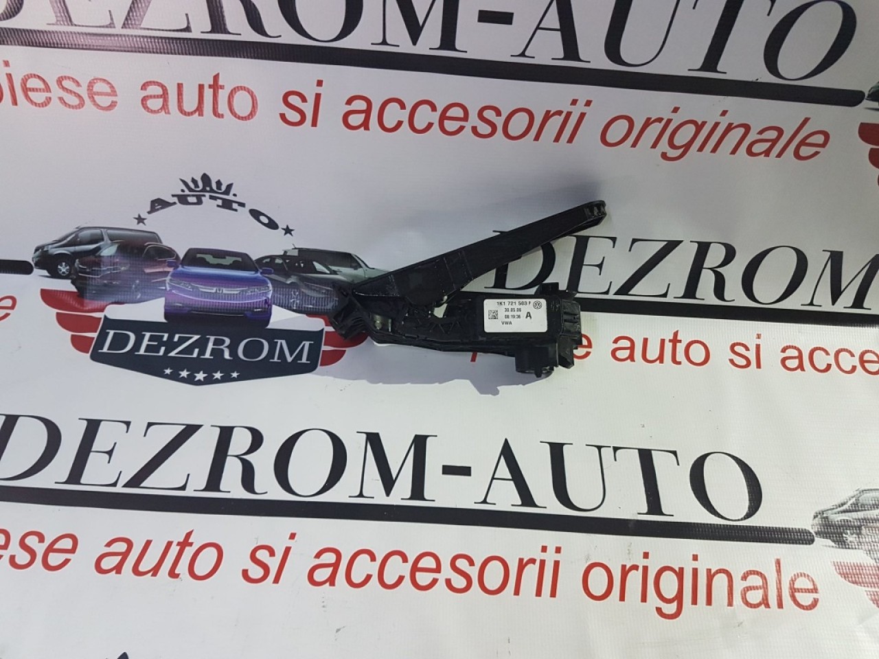 Pedala acceleratie 1k1721503p vw caddy III 1.9 tdi