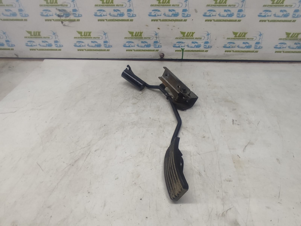 Pedala acceleratie 2.0 benzina 4G63 Mitsubishi Outlander [2001 - 2008] 2.0 benzina 4G63