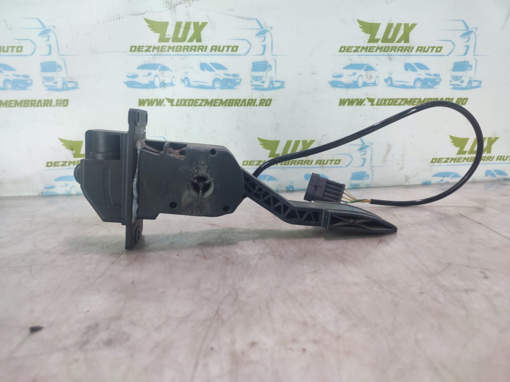 Pedala acceleratie 5801331271 IVECO Stralis generatia [2014 - 2019] 460 cp 11.2 euro 6 F3GFE611B cursor 11