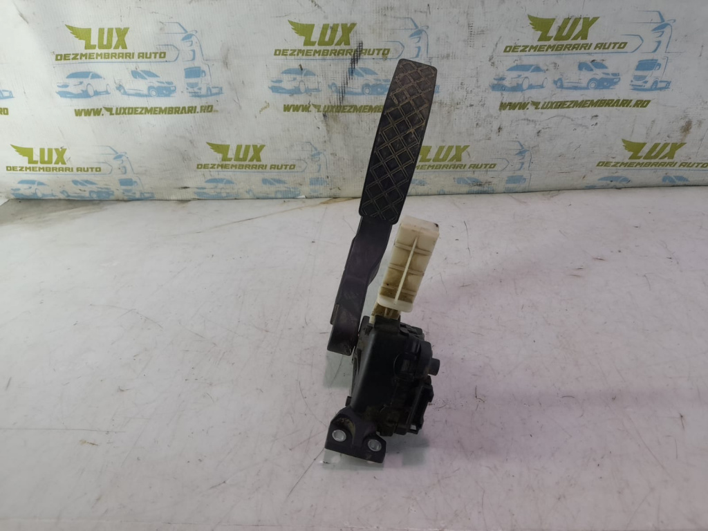 Pedala acceleratie 7L6721507 Volkswagen VW Touareg generatia 1 7L [2002 - 2007] 2.5 tdi BAC