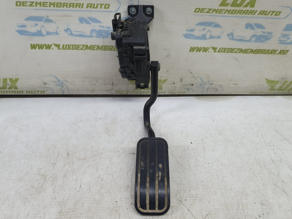 Pedala acceleratie 7m3721603d Volkswagen VW Sharan [2th facelift] [2003 - 2010]