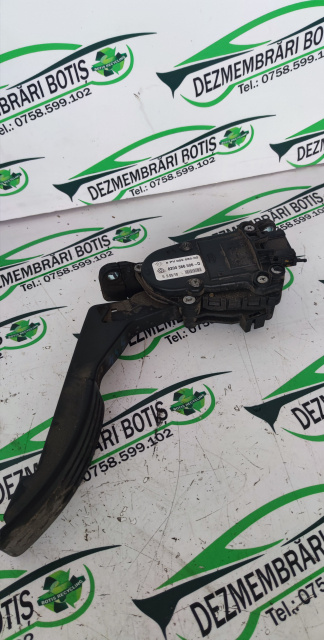 Pedala acceleratie /8200386506 8200386506 D Dacia Logan [2004 - 2008] Sedan 1.4 (85 hp)
