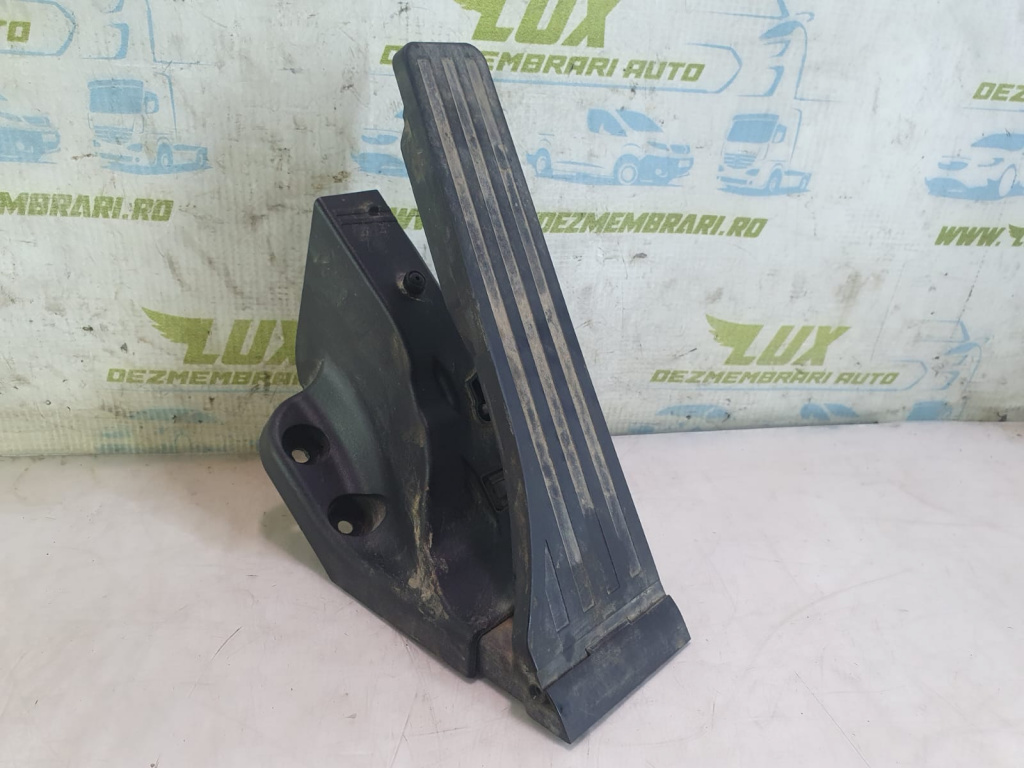 Pedala acceleratie a2053000004 Mercedes-Benz C-Class W205/S205/C205 [2014 - 2018] 2.2 cdi om651921