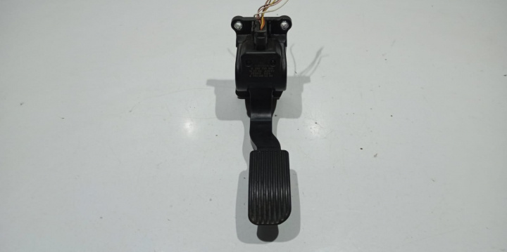 Pedala acceleratie A9063000304 Mercedes-Benz Sprinter 2 906 [2006 - 2013]