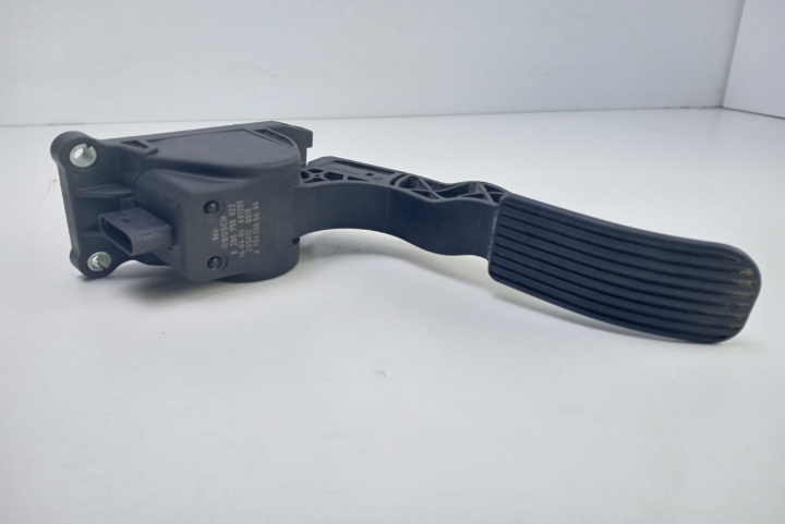 Pedala acceleratie A9063000404 Volkswagen VW Crafter [2006 - 2012]