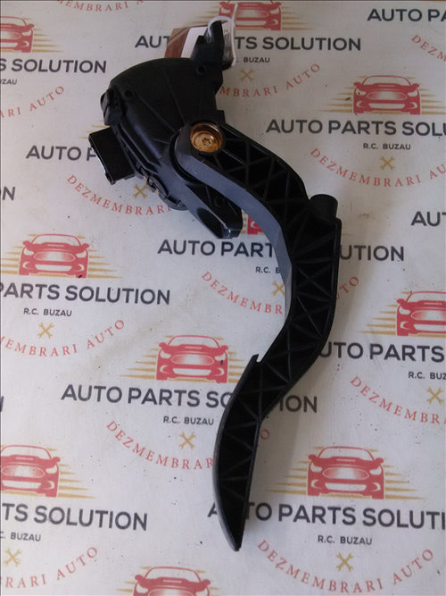 Pedala acceleratie AUDI A4 1.6 B an fabr. 2003