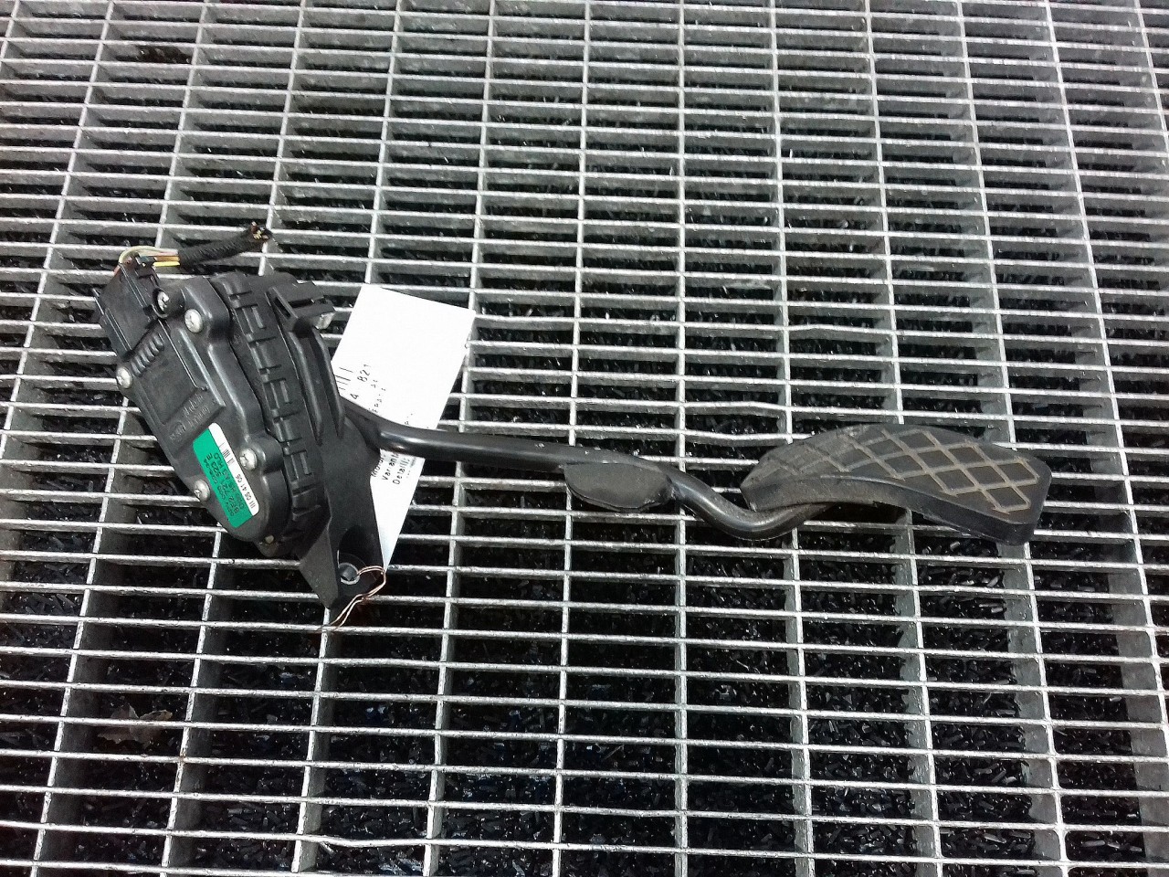 PEDALA ACCELERATIE AUDI A4 2.0 TDI - (2004 2007)