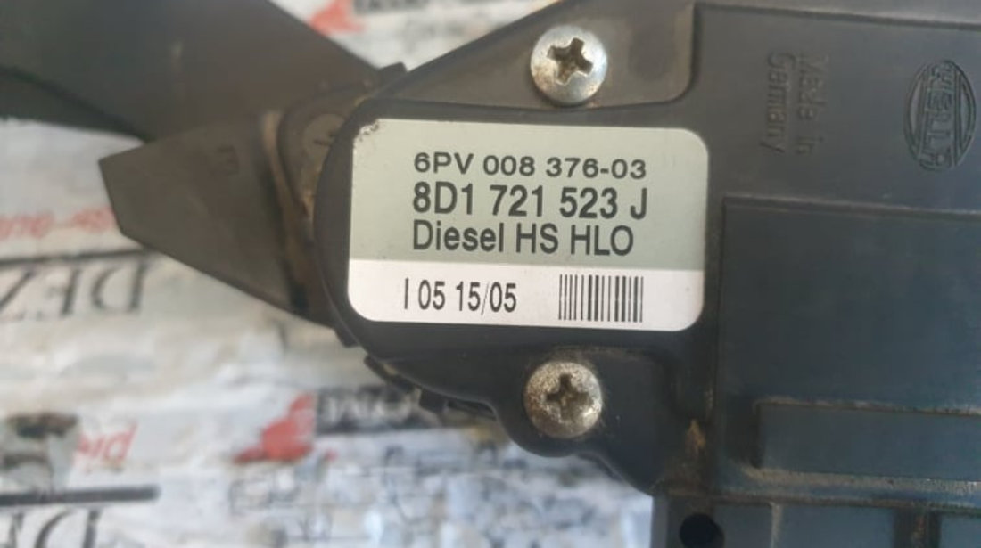 Pedala acceleratie Audi A4 B5 1.9 TDI 115 cai motor AJM cod piesa : 8D1721523J