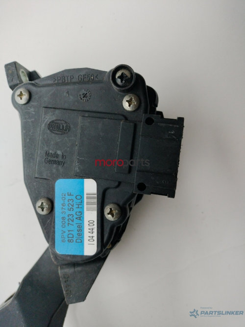 Pedala acceleratie Audi A6 4B 2002-2003 2.5 TDI AKE 8D1723523F OEM 8D1723523F