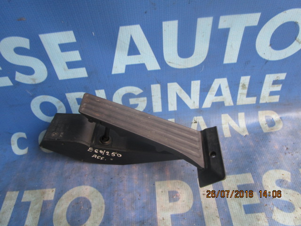 Pedala acceleratie BMW E60 520i ; 6766930 (volan dreapta)