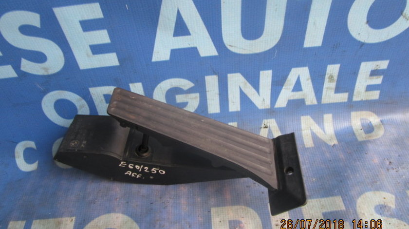 Pedala acceleratie BMW E60 520i ; 6766930 (volan dreapta)