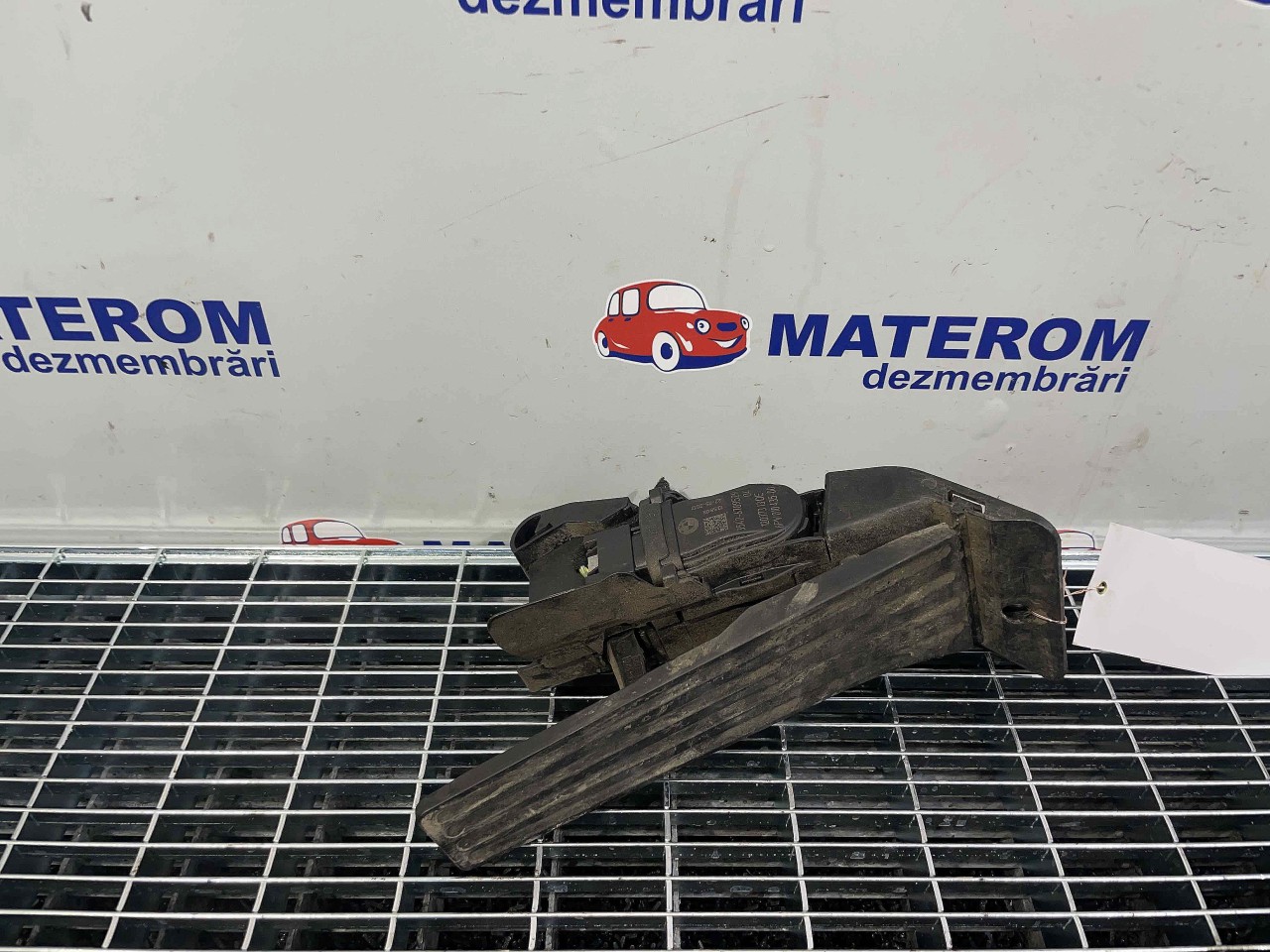 PEDALA ACCELERATIE BMW SERIA 1 F20 2.0 D - (2011 2015)
