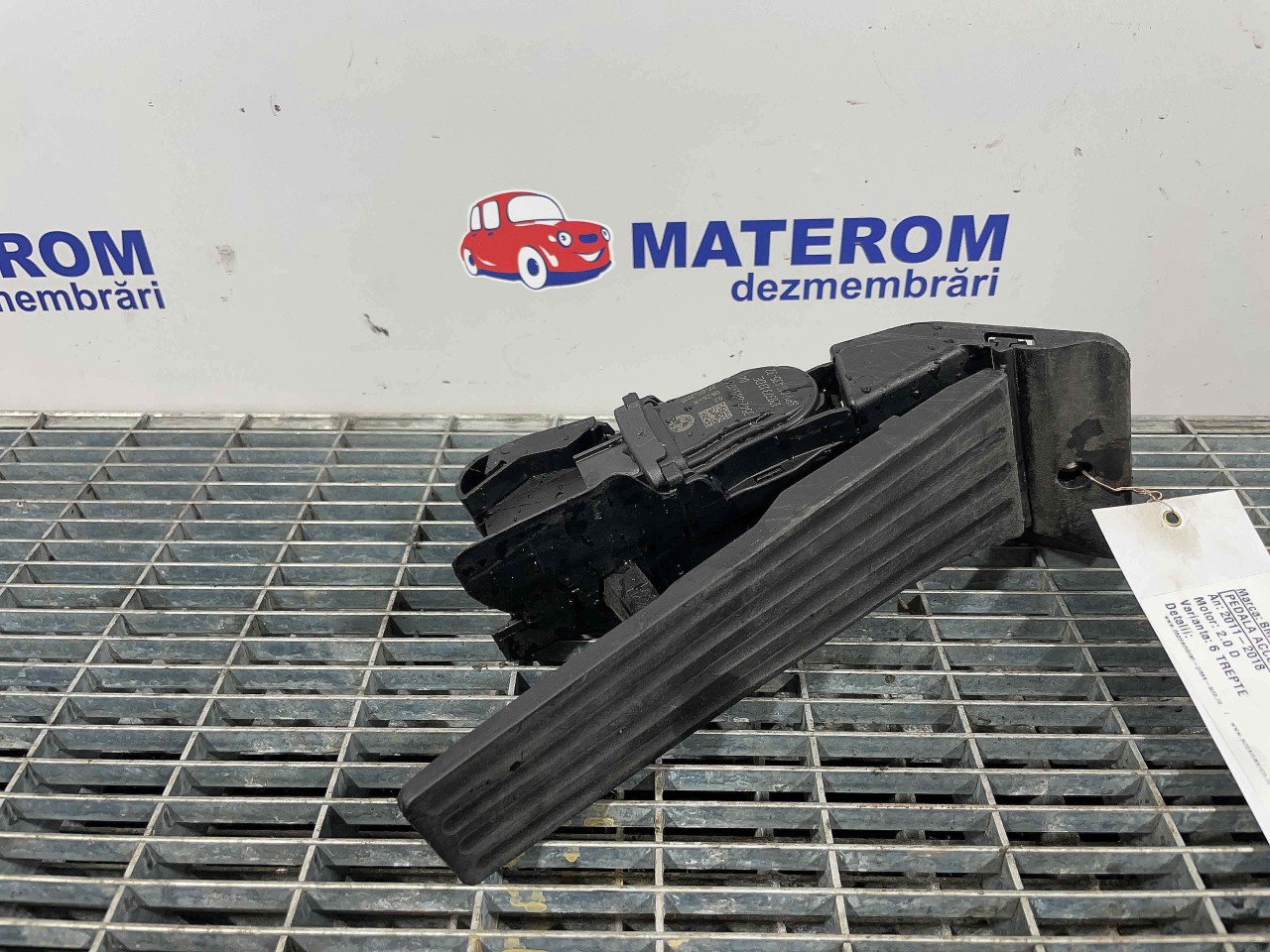 PEDALA ACCELERATIE BMW SERIA 3 F 30 SERIA 3 F 30 2.0 D - (2011 2018)