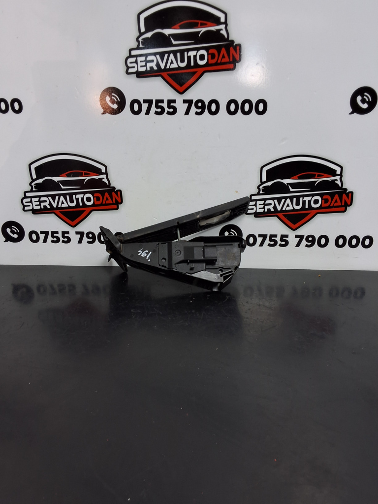 Pedala acceleratie BMW Seria 5 (2010-2017) [F10] 2.0 Motorina 2016, 6859999