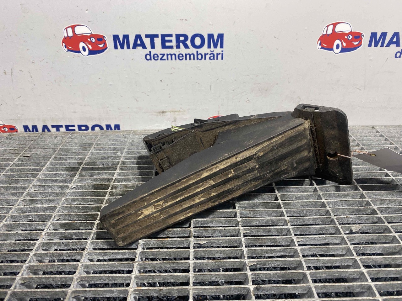 PEDALA ACCELERATIE BMW SERIA 5 F 10 2.0 D - (2010 2014)