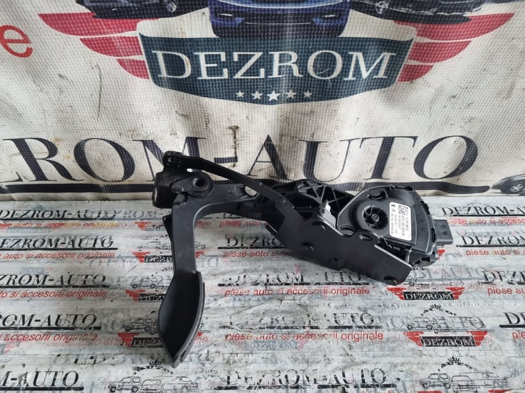 Pedala acceleratie CITROËN Jumpy II 2.0 HDi 136cp cod piesa : 1400838880