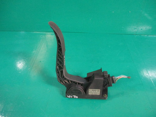 PEDALA ACCELERATIE COD 0281002335 / A9013000404 MERCEDES VITO W638 2.2 CDI FAB. 1996 - 2003 ⭐⭐...