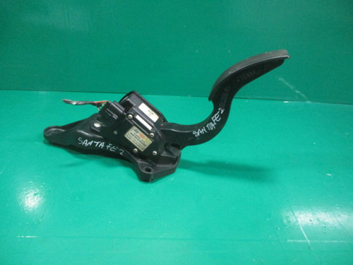 PEDALA ACCELERATIE COD BGM0332A-2B100 HYUNDAI SANTA FE 2 4X4 2.2 CRDI FAB. 2006–2013 ⭐⭐⭐⭐...