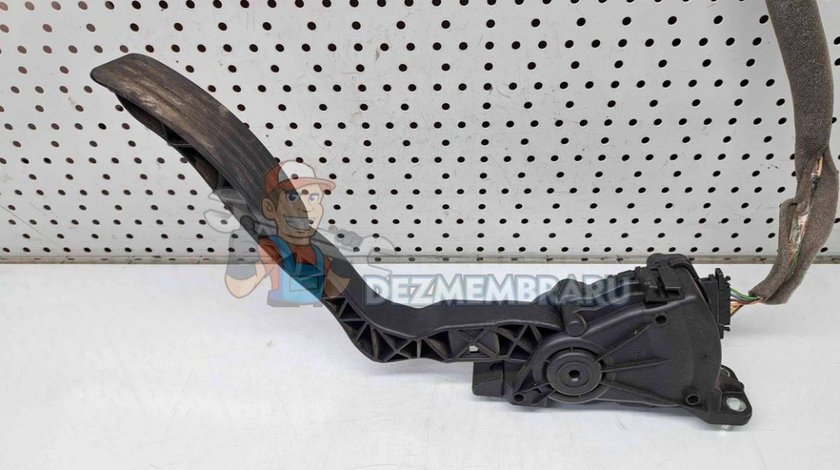 Pedala acceleratie Dacia Duster [fabr 2010-2017] 8200501553B