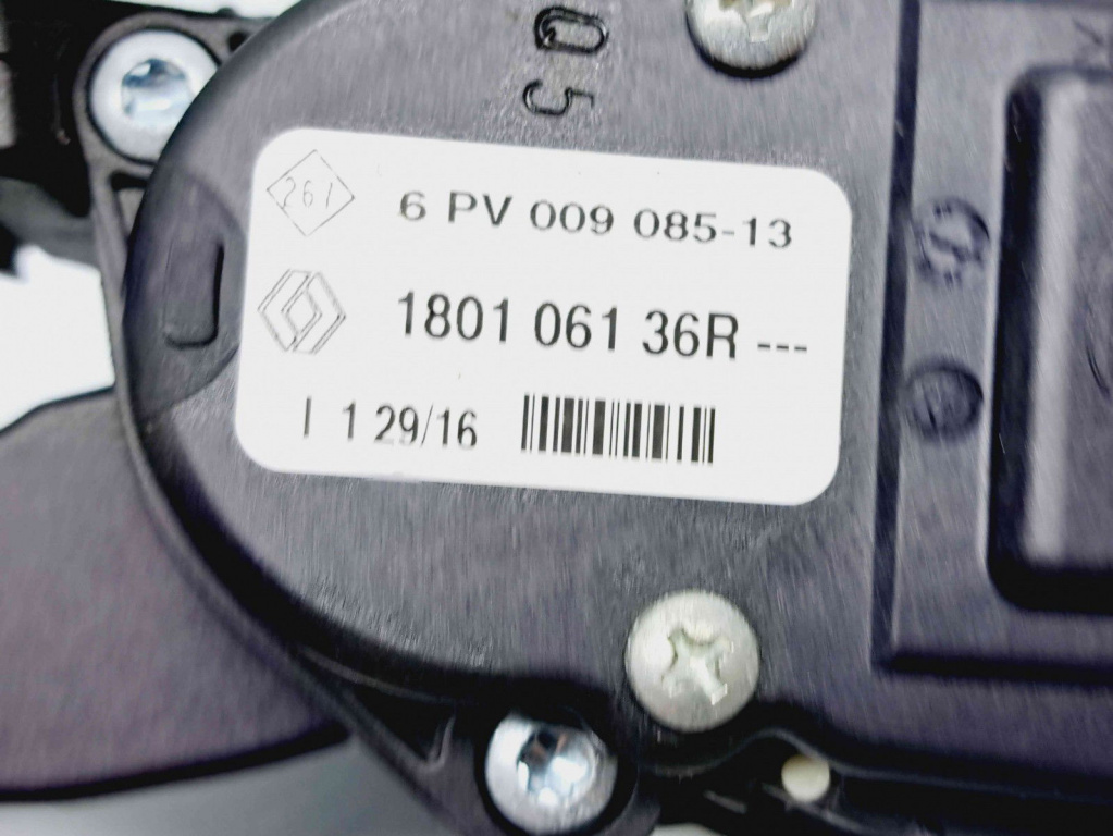 Pedala acceleratie Dacia Sandero 2 Hatchback [Fabr 2012-2022] 180106136R