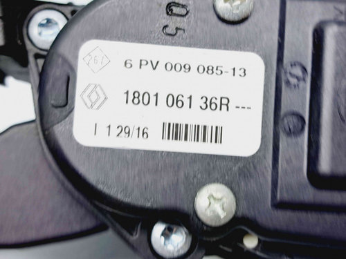 Pedala acceleratie Dacia Sandero 2 Hatchback [Fabr 2012-2022] 180106136R